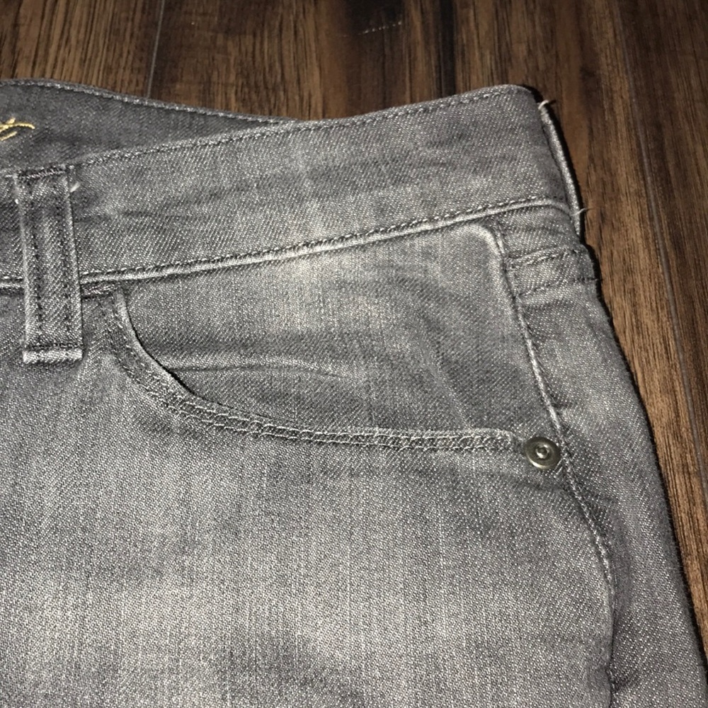 Size 8 Regular Grey Old Navy Sweetheart Jeans - Picture 3 of 9